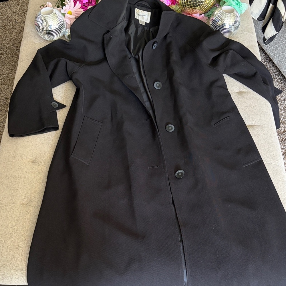 Jacqueline Ferrar Black Single-Breasted Trench Coat